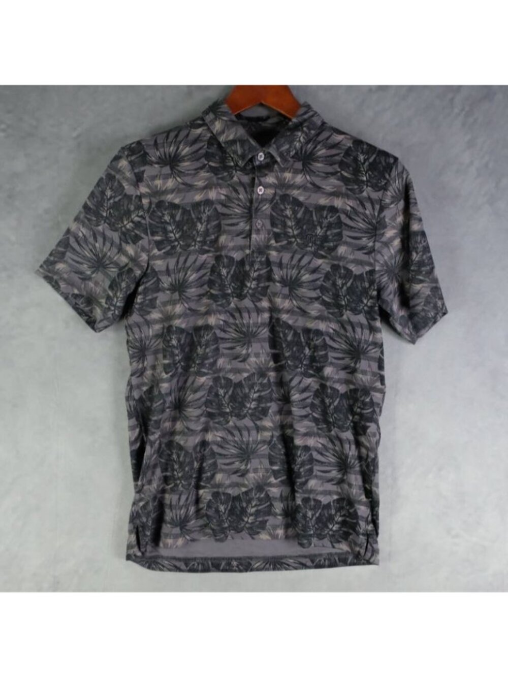 Travis Mathew Shirt Mens Small Gray Tropical Leaf Polo Short Sleeve Golf
